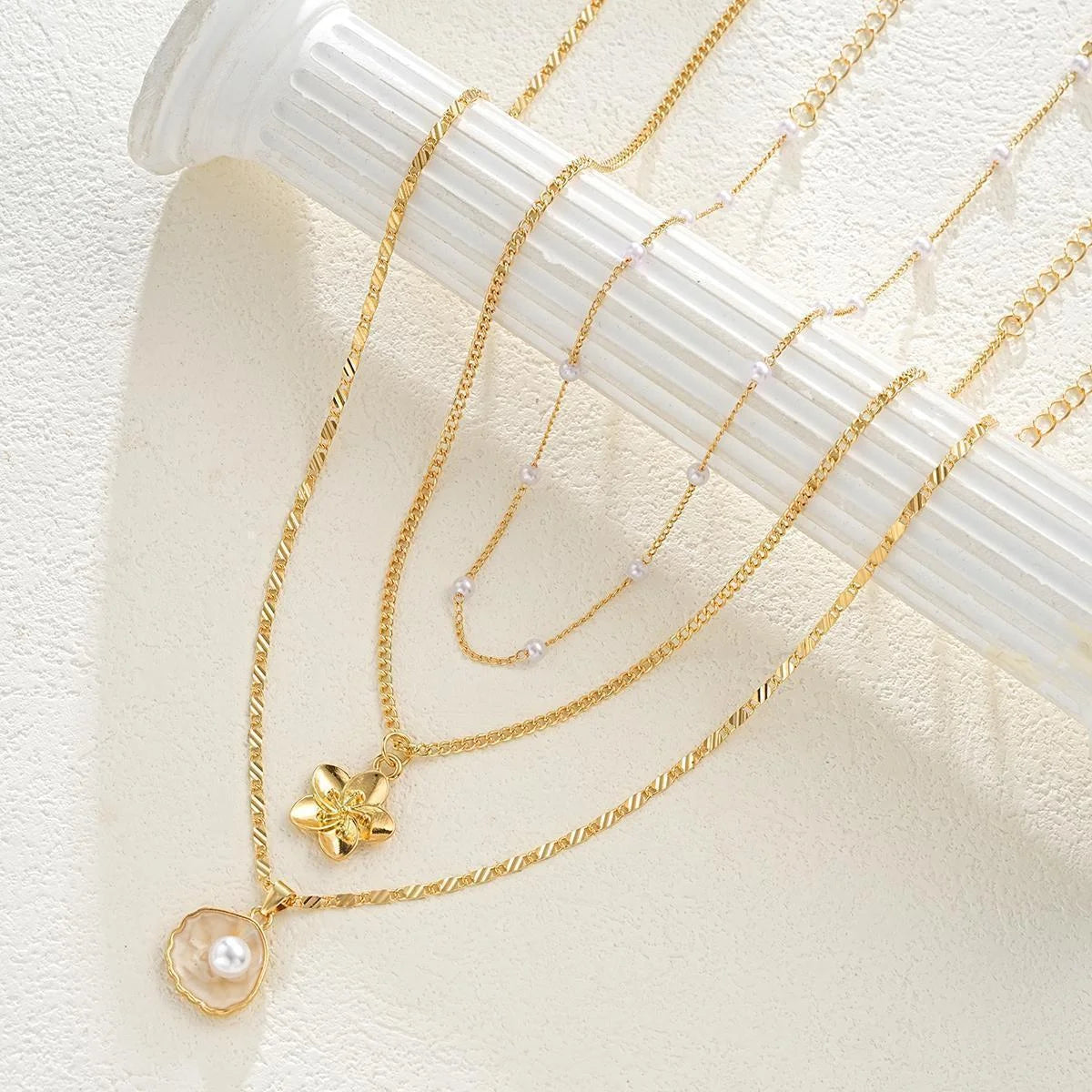 Faux Pearl Seashell Flower Necklace Set for Women