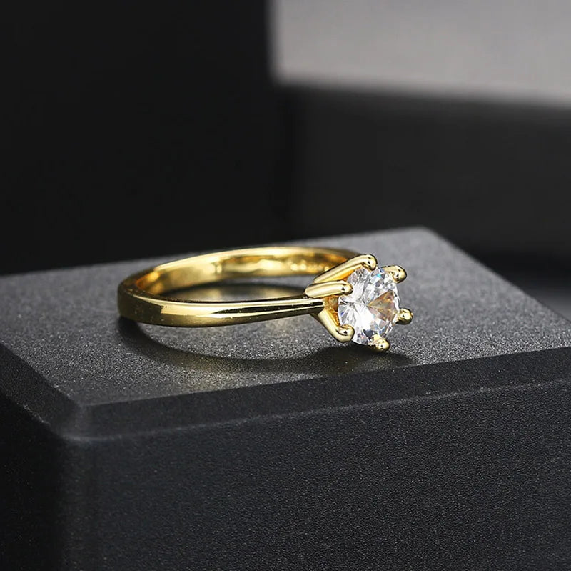 Classic Gold Color Zirconia Wedding Ring for Women R174