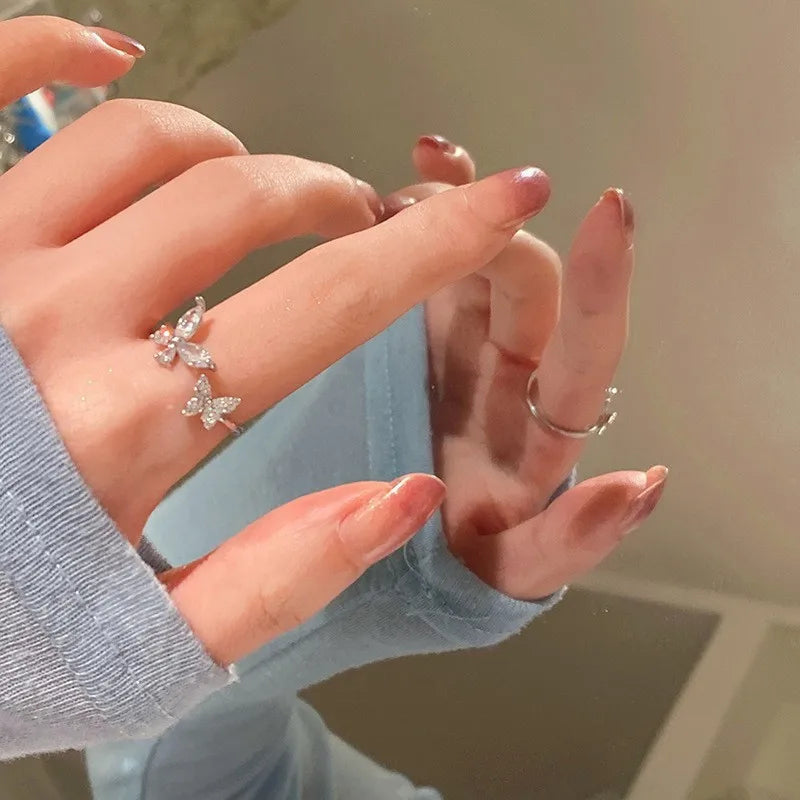 Kpop Gothic Heart Metal Ring for Women in Silver Color