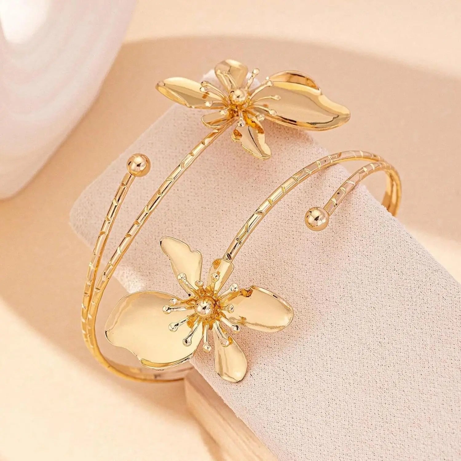 Gold Flower Arm Cuff Bangle Bracelet for Women