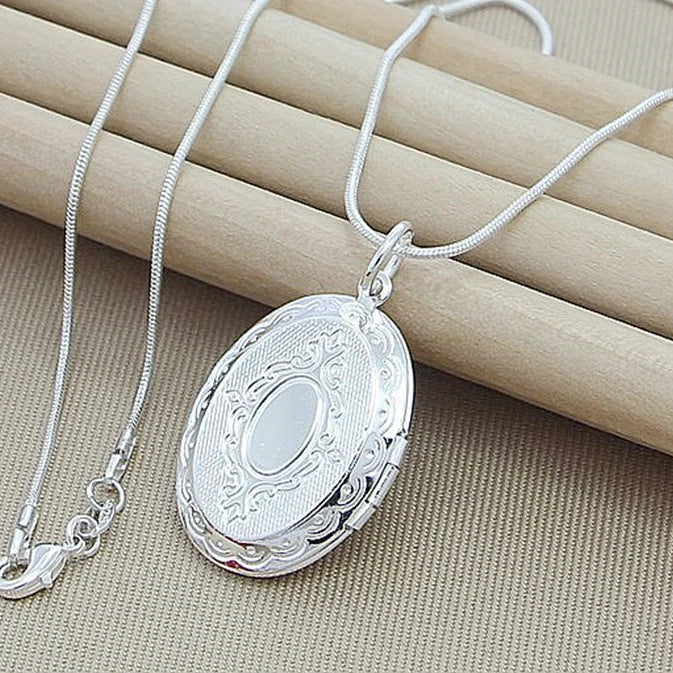 925 Silver Chain Necklace with Round Photo Locket Pendant