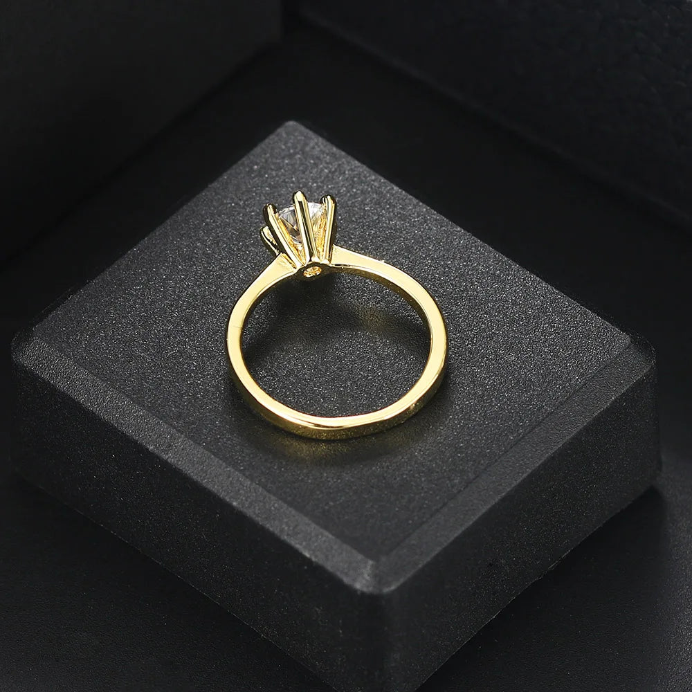 Classic Gold Color Zirconia Wedding Ring for Women R174