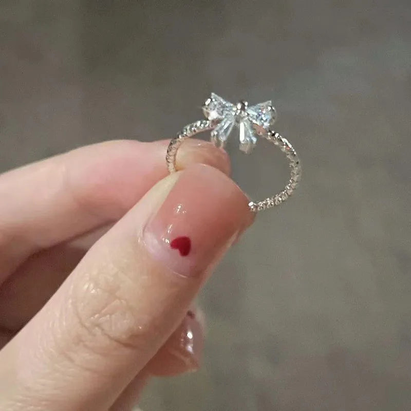 Kpop Gothic Heart Metal Ring for Women in Silver Color