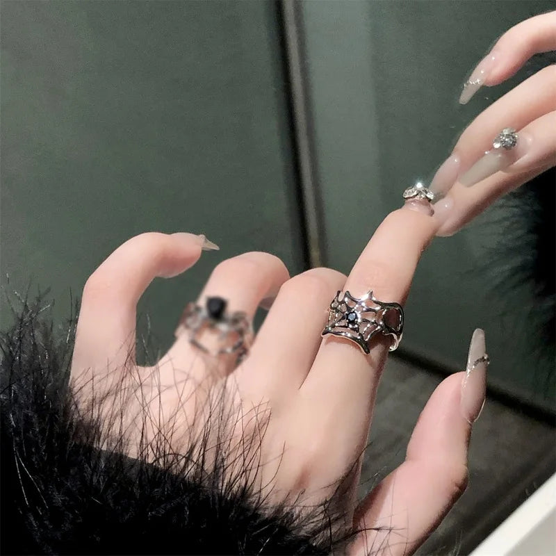 Gothic Spider Webs Lizard Ring for Men Antique Silver